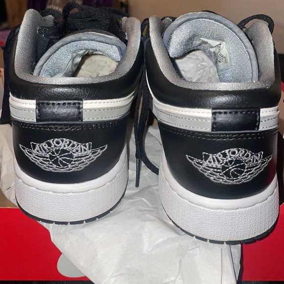 Air Jordan 1 Low GS